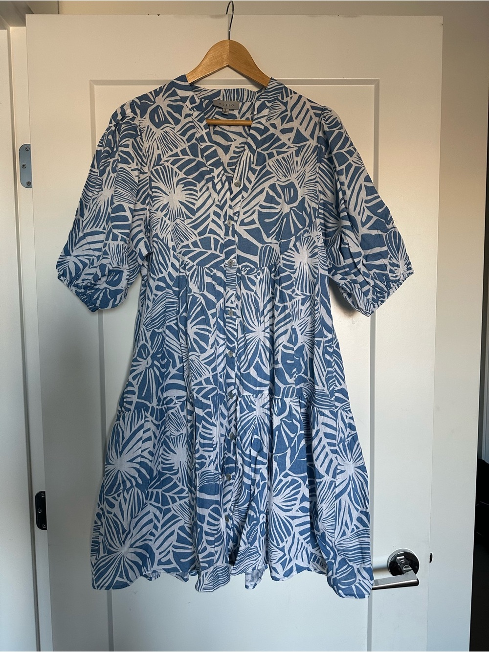 lei Blue and White Floral Midi Dress
